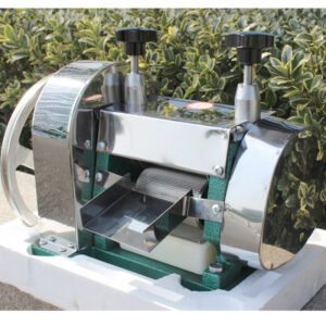Alternative view of Small commercial sugarcane juicer, hand crank sugarcane juicer, manual sugarcane press, sugarcane press, sugarcane machine