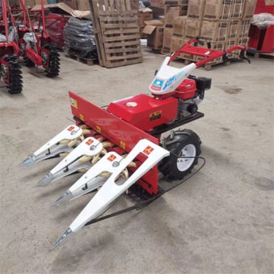 Small Agricultural Harvester – Hand-Held Self-Propelled Soybean & Wormwood Harvesting Machine