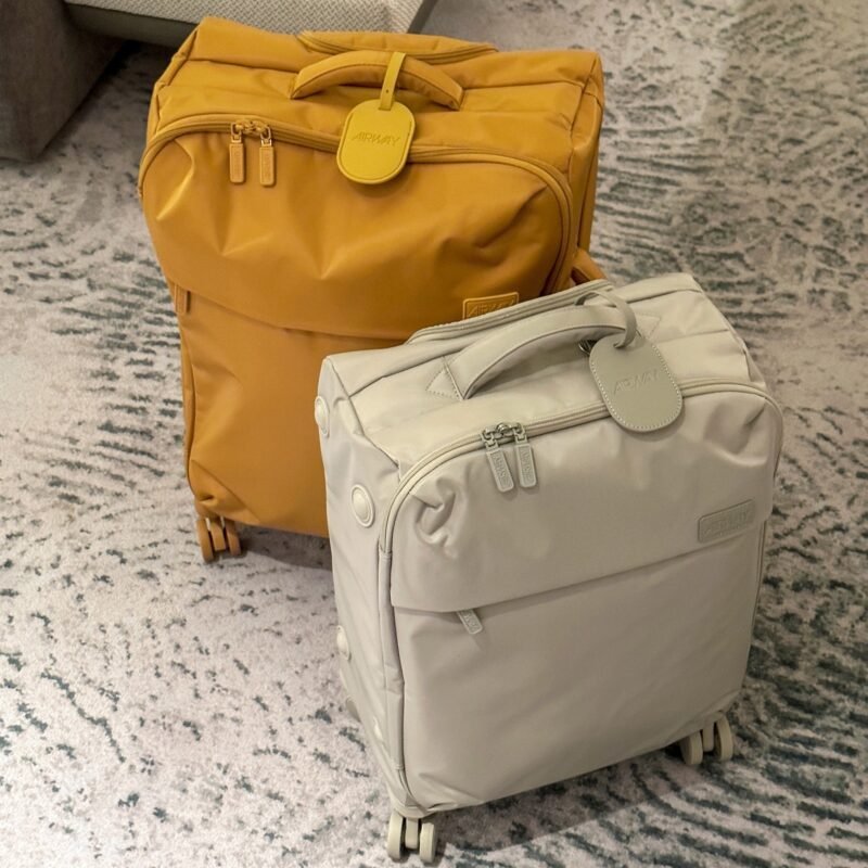 Ultralight Oxford-Cloth Spinner Carry-On Suitcase